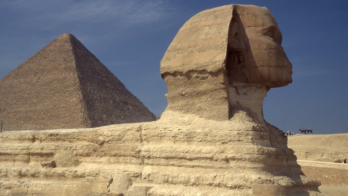 Non penso più alle Piramidi solo come tombe: la verità dietro l’orientamento perfetto di Giza