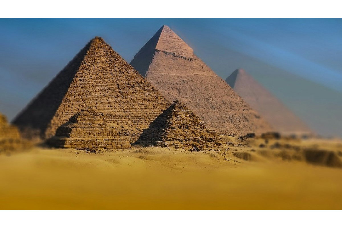 Non penso più alle Piramidi solo come tombe: la verità dietro l’orientamento perfetto di Giza